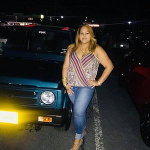 Meet your Posher, Yuli